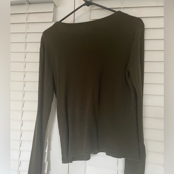 High Sierra long sleeve tee. Green. Women’s medium. Cute. Fitted.‎ - Picture 5 of 5